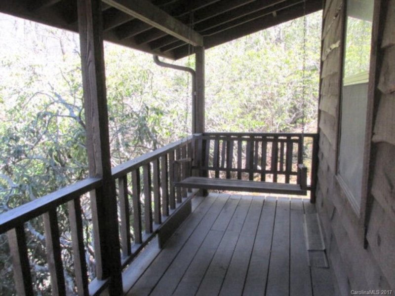 Property image 3 at 4 Greenslade Drive, Sylva, NC 28779