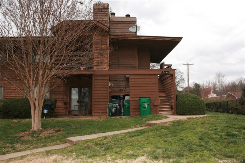 Property image 2 at 1839 J Julian Lane, Charlotte, NC 28208