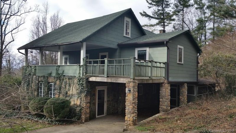 Property image 2 at 115 Rathfarnham Circle, Asheville, NC 28803