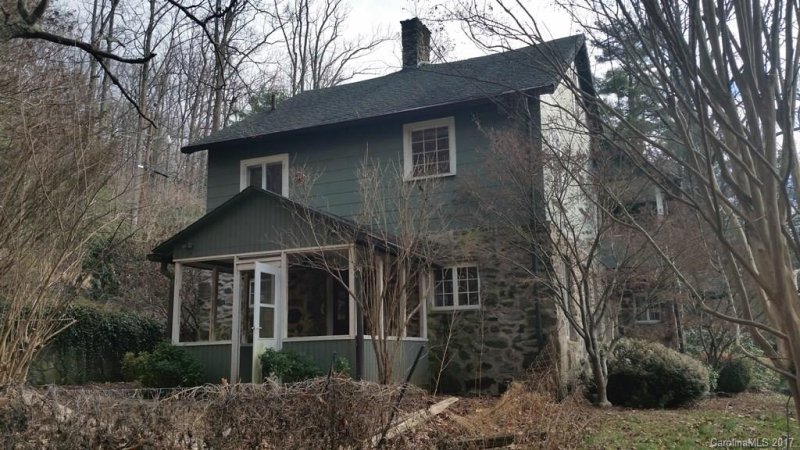 Property image 3 at 115 Rathfarnham Circle, Asheville, NC 28803