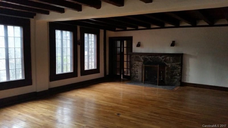 Property image 4 at 115 Rathfarnham Circle, Asheville, NC 28803