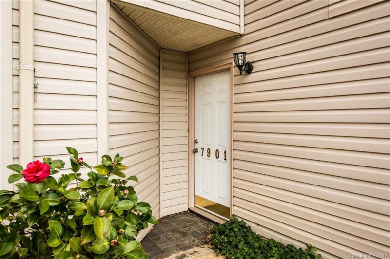 Property image 2 at 7901 Princess Ann Drive, Charlotte, NC 28212