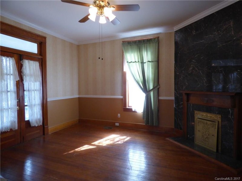 Property image 5 at 606 S Mulberry Street, Statesville, NC 28677