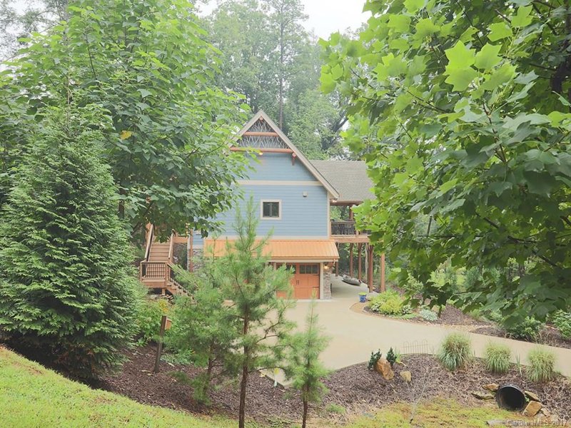 Property image 2 at 134 Chapel Point Road, Lake Lure, NC 28746