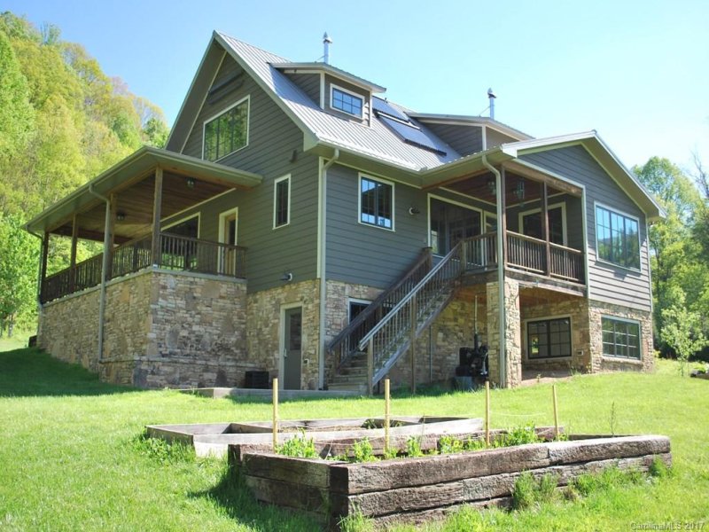 Property image 3 at 225 Triple Creek Drive, Clyde, NC 28721