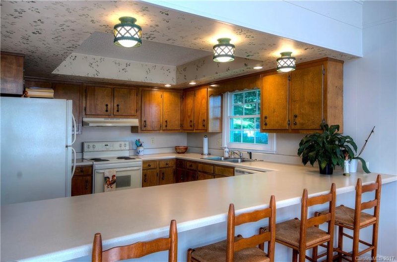 Property image 3 at 1198 Apple Lane, Spruce Pine, NC 28777