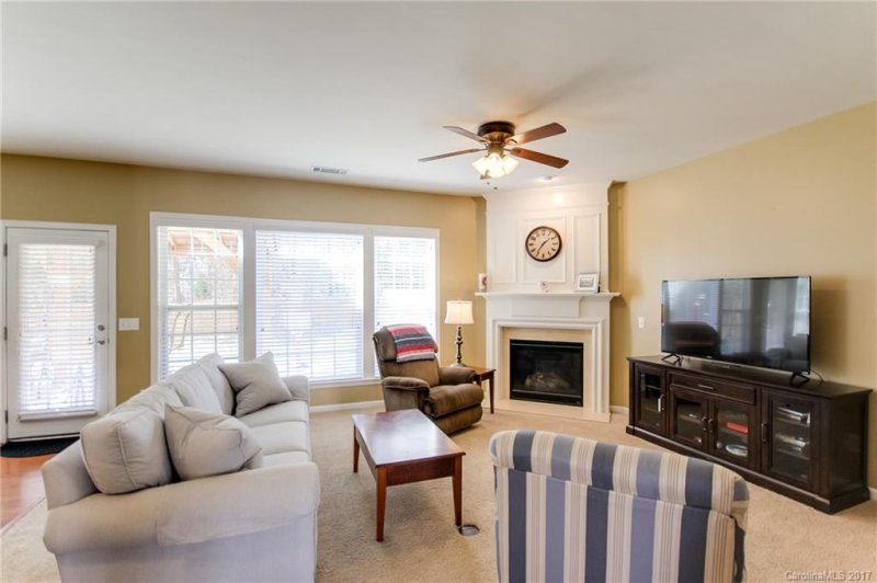 Property image 4 at 3364 Dunbar Lane, Fort Mill, SC 29707