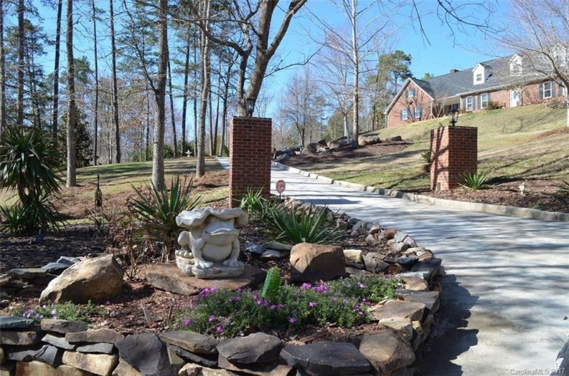 Property image 2 at 93 Bridlewood Place, Concord, NC 28025