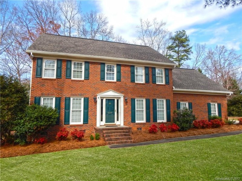 1140 Candlelight Drive