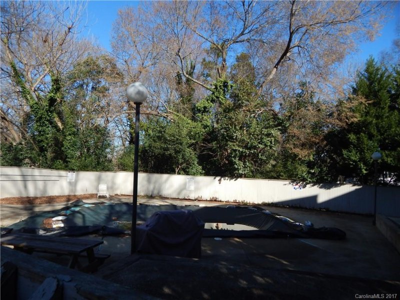 Property image 4 at 1614 Flynwood Drive, Charlotte, NC 28205