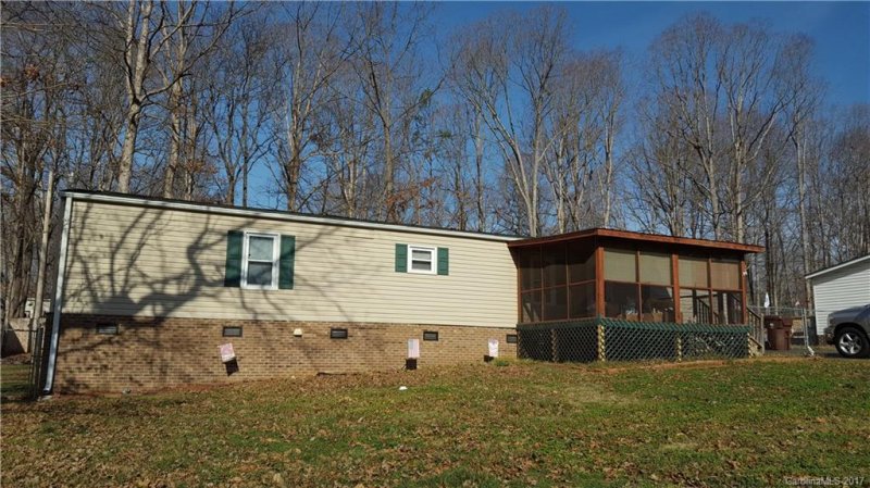 Property image 2 at 127 Starlight Drive, Lincolnton, NC 28092