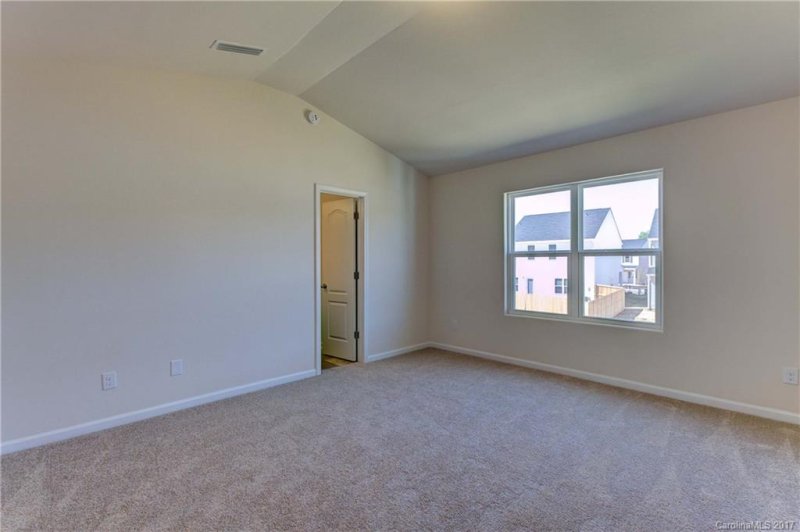 Property image 3 at 6713 Ware Road, Charlotte, NC 28212