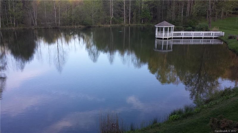 Property image 4 at 68 Lakeview Court, Brevard, NC 28712