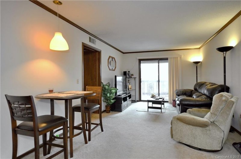 Property image 2 at 29 Nw Lake Drive, Hendersonville, NC 28739