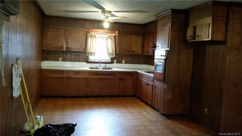 Property image 3 at 224 Johnston Drive, Belmont, NC 28012