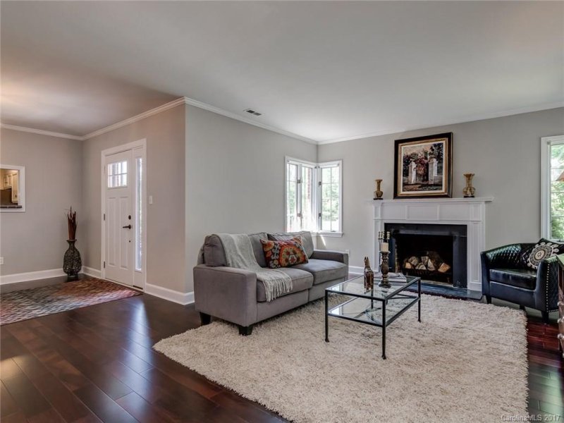 Property image 4 at 52 Shorewood Drive, Asheville, NC 28804