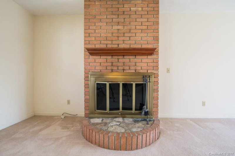 Property image 2 at 26 Evergreen Hill Drive, Etowah, NC 28729