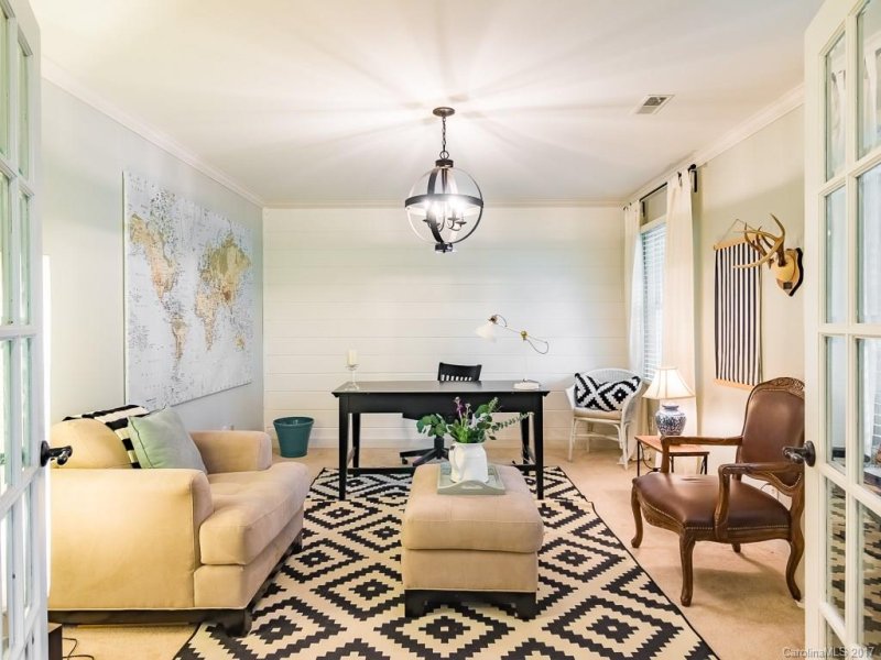 Property image 5 at 7136 Hillside Lane, Charlotte, NC 28226