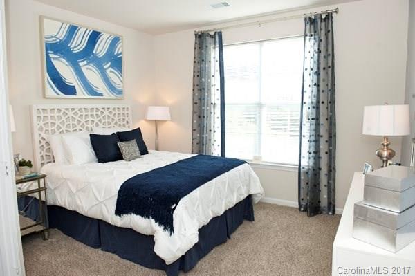 Property image 4 at 3720 Wendwood Lane, Charlotte, NC 28211