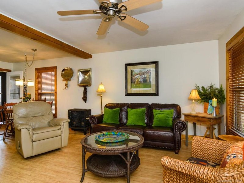 Property image 3 at 307 Blue Rock Road, Hendersonville, NC 28792