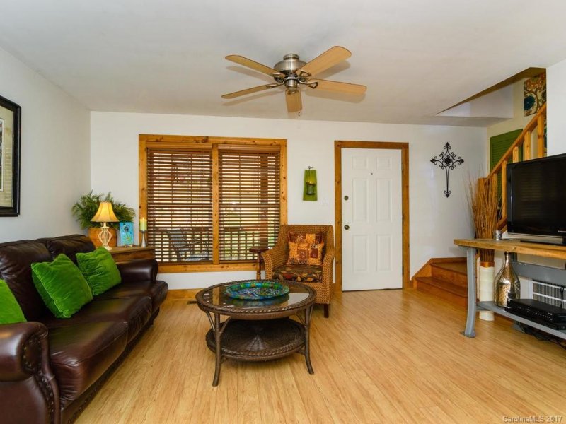 Property image 4 at 307 Blue Rock Road, Hendersonville, NC 28792