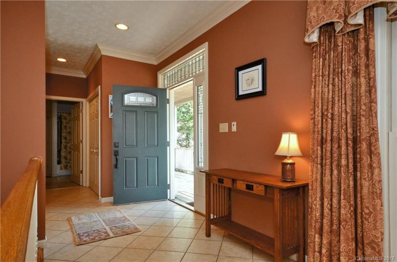 Property image 4 at 111 Sunny Ridge Drive, Asheville, NC 28804