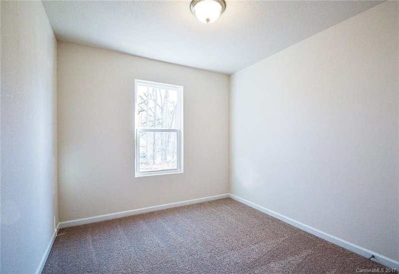 Property image 4 at 6919 Ware Road, Charlotte, NC 28212