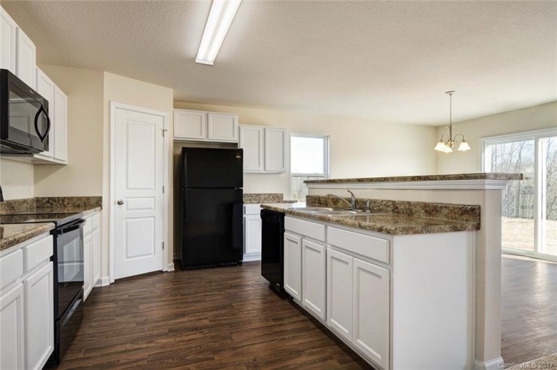 Property image 3 at 6627 Ware Road, Charlotte, NC 28212