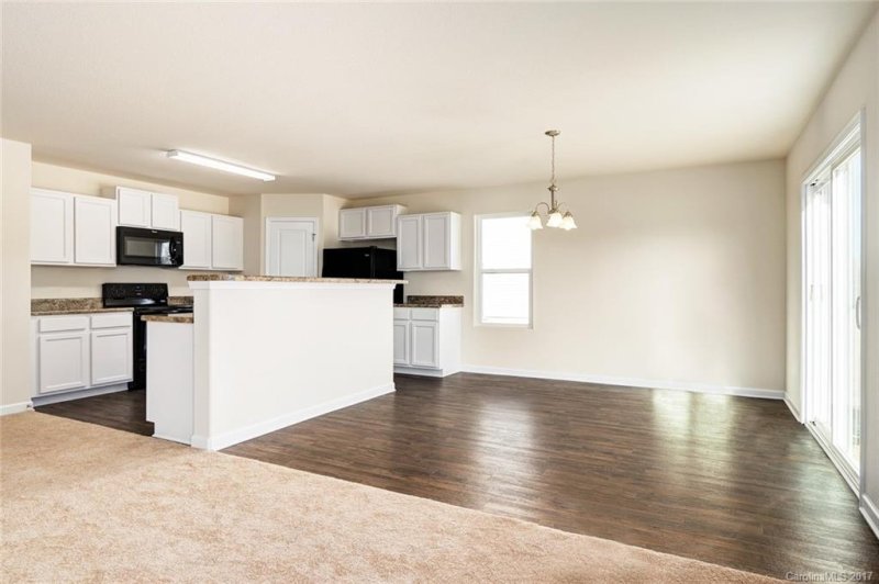 Property image 4 at 6627 Ware Road, Charlotte, NC 28212