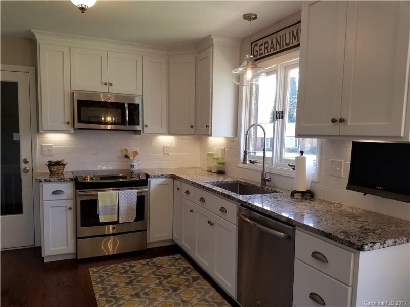 Property image 5 at 815 Ferncliff Drive, Mooresville, NC 28115