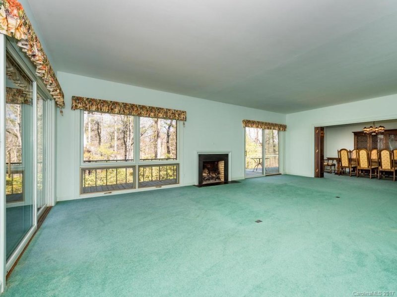 Property image 3 at 336 Fairway Drive, Hendersonville, NC 28739