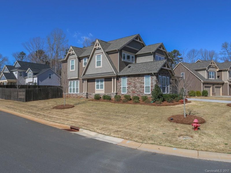 Property image 2 at 1130 Shelly Woods Drive, Fort Mill, SC 29707