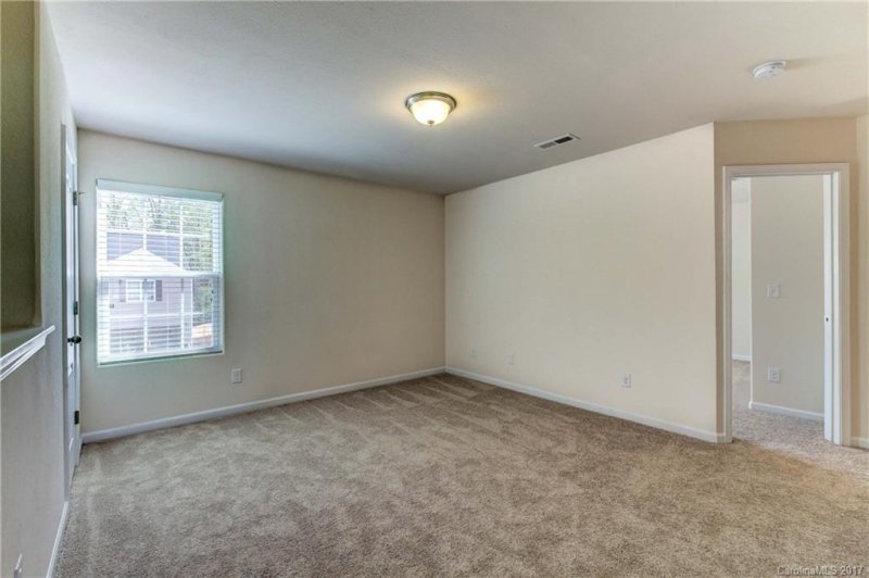 Property image 4 at 6903 Ware Road, Charlotte, NC 28212