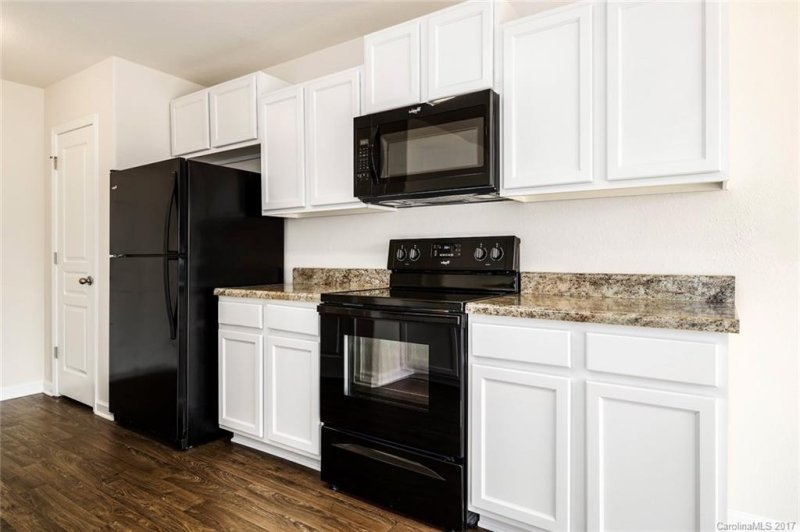 Property image 3 at 6819 Ware Road, Charlotte, NC 28212