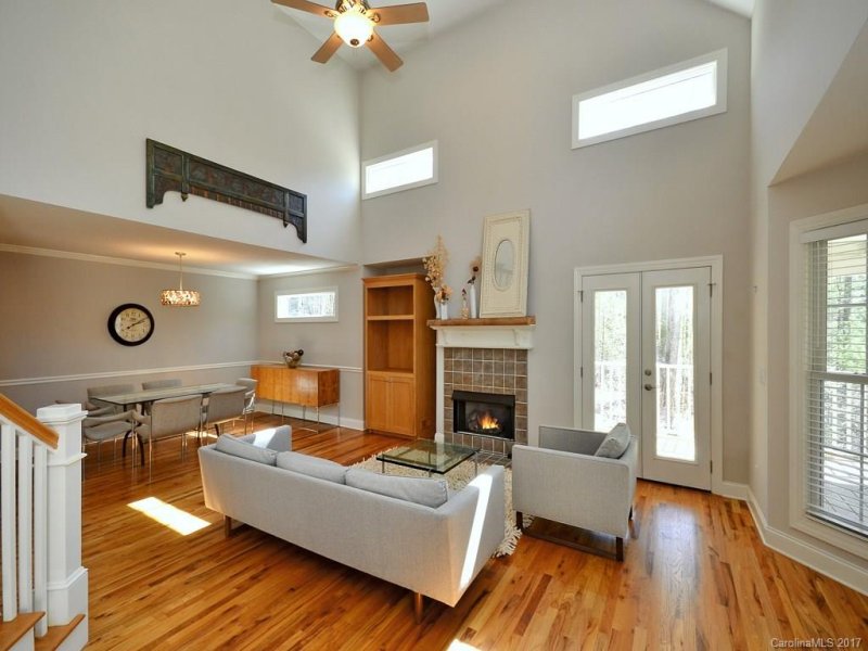 Property image 4 at 5556 Spring Road, Hendersonville, NC 28739