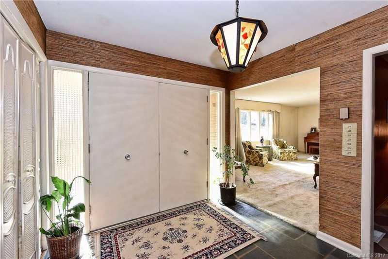 Property image 3 at 2130 Valencia Terrace, Charlotte, NC 28226