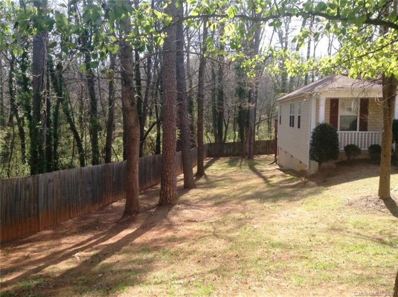 Property image 3 at 5400 Grenelefe Village Road, Charlotte, NC 28269
