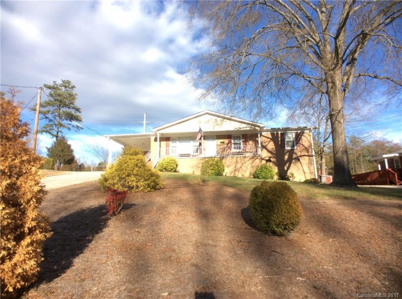 Property image 2 at 204 Cliffside Drive, Kannapolis, NC 28081