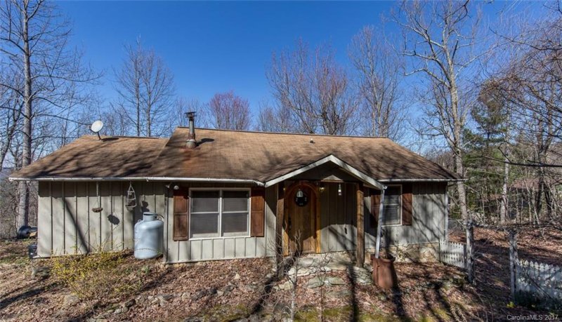 Property image 2 at 144 Farside Drive, Hendersonville, NC 28739