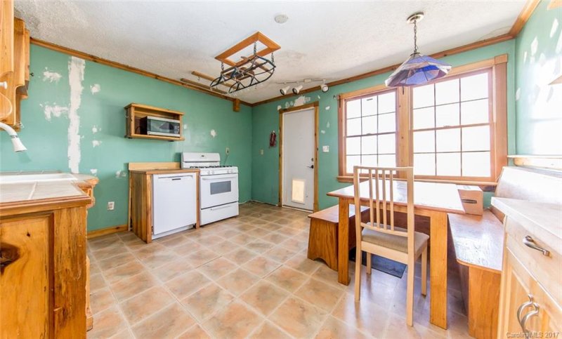 Property image 4 at 144 Farside Drive, Hendersonville, NC 28739