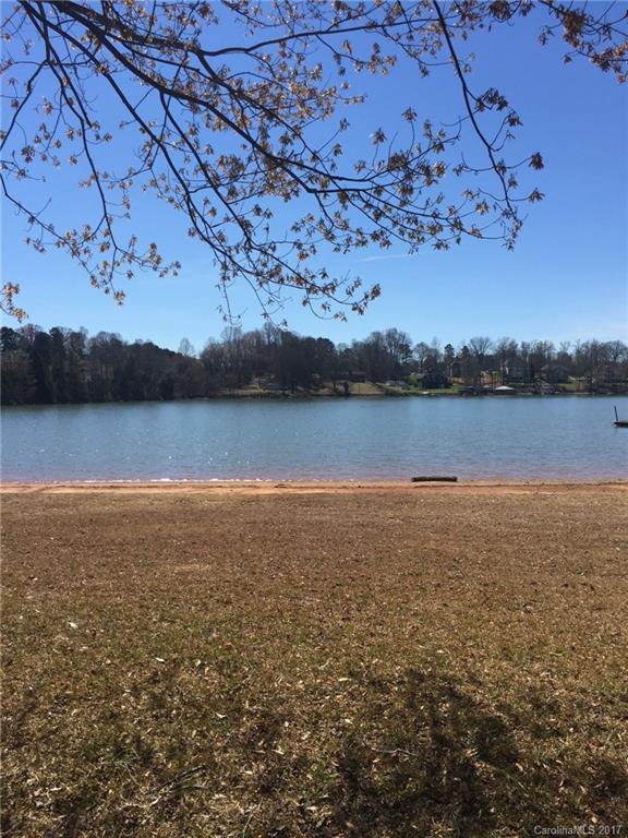 Property image 2 at 204 Hickory Hill Road, Mooresville, NC 28117