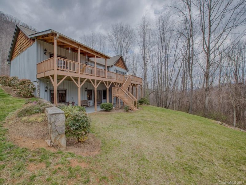 Property image 2 at 38 Constitution Avenue, Waynesville, NC 28785