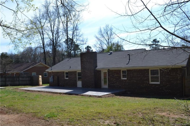 Property image 2 at 1209 Hampshire Drive, Kannapolis, NC 28081