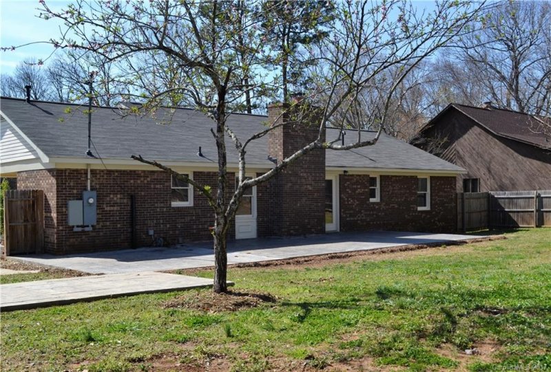 Property image 3 at 1209 Hampshire Drive, Kannapolis, NC 28081