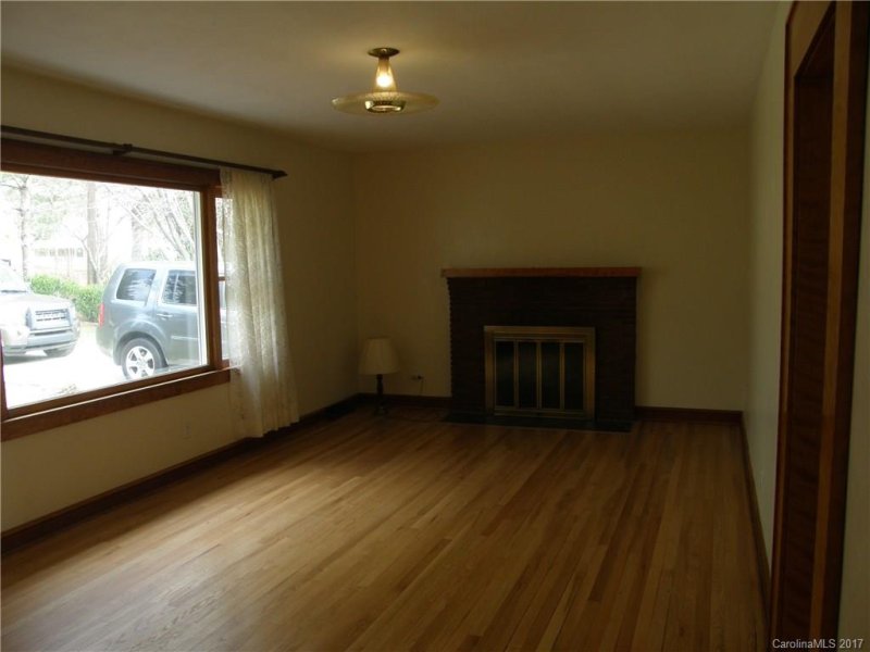 Property image 5 at 159 Governors View Road, Asheville, NC 28805