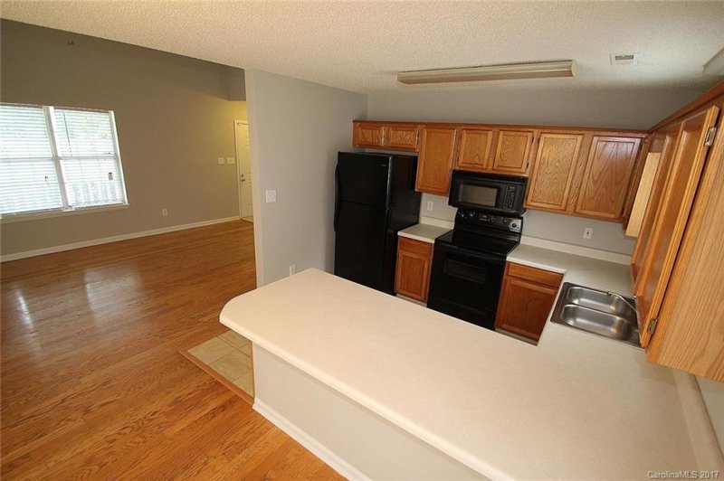 Property image 5 at 5602 Nesting Court, Charlotte, NC 28214