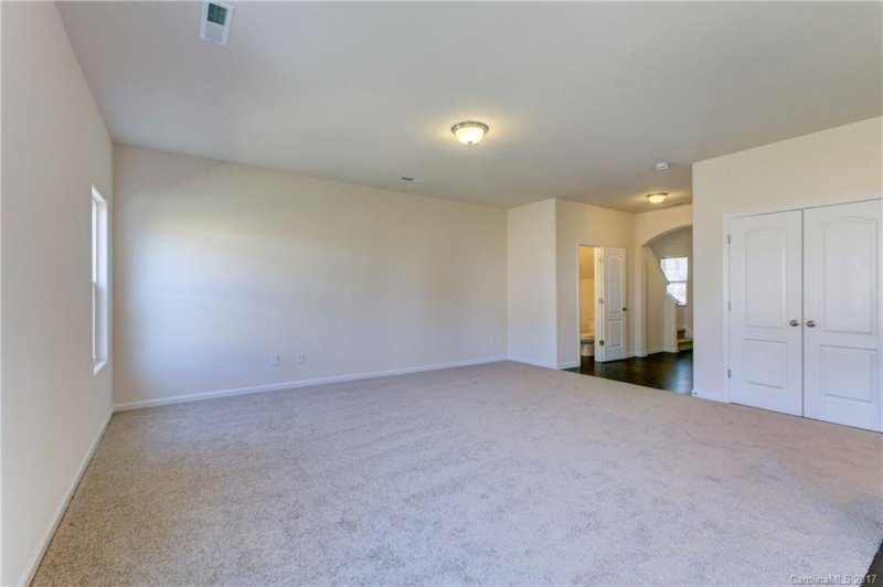 Property image 2 at 6905 Ware Road, Charlotte, NC 28212