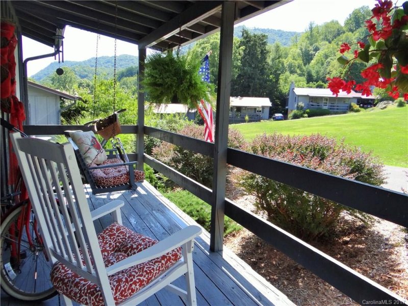 Property image 2 at 122 Ravenridge Road, Maggie Valley, NC 28751