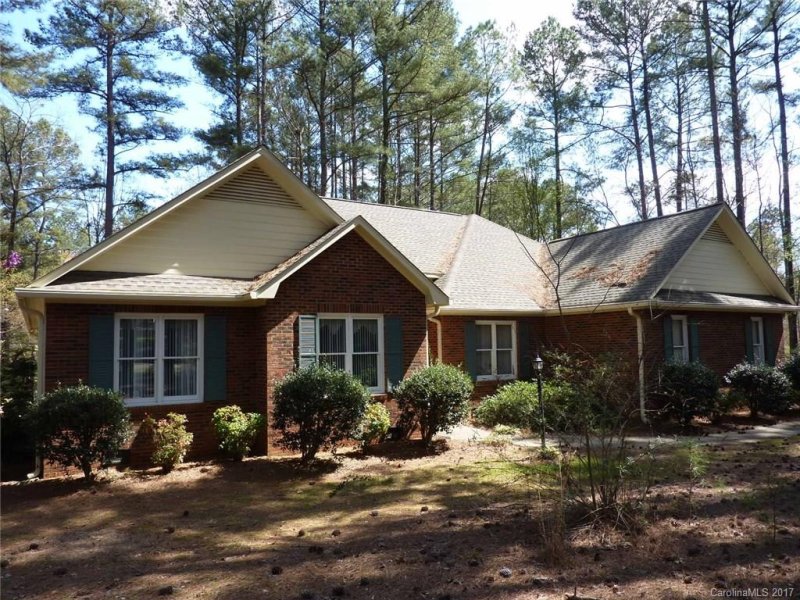 3653 Huntington Drive