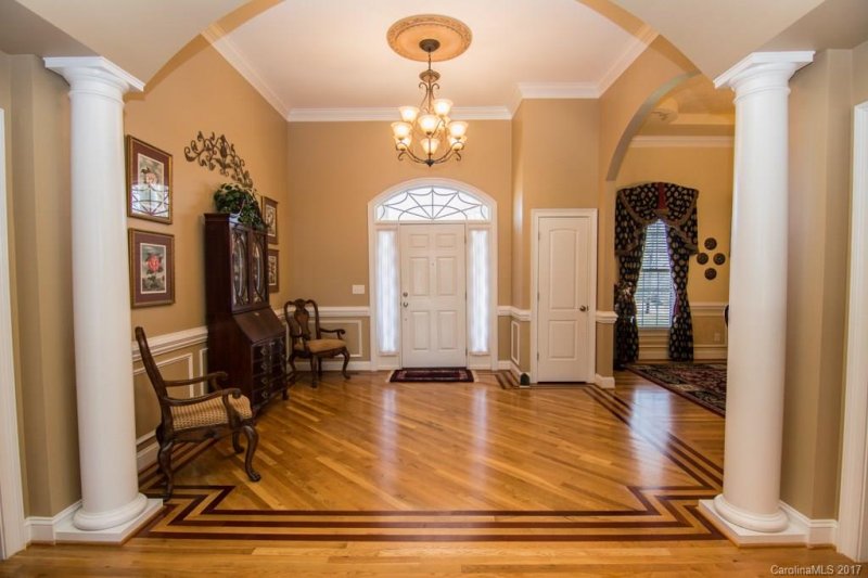 Property image 2 at 117 Eaglecrest Drive, Matthews, NC 28104